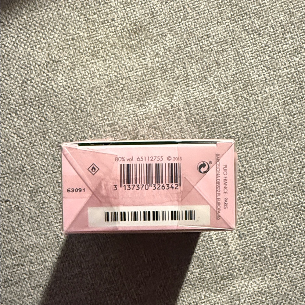 BRAND NEW Nina Ricci L'Extase Caresse de Roses Eau de Parfum - Pink Box - Picture 5 of 5